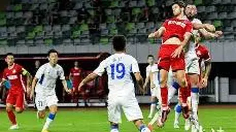 王彦霖艾佳妮牵手婚纱店，甜蜜公开婚讯？