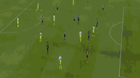 谷爱凌U型场地世界杯蝉联三冠！——来自《中国体育报》报道